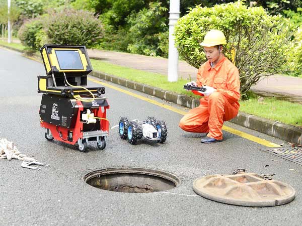 仲巴管道机器人检测